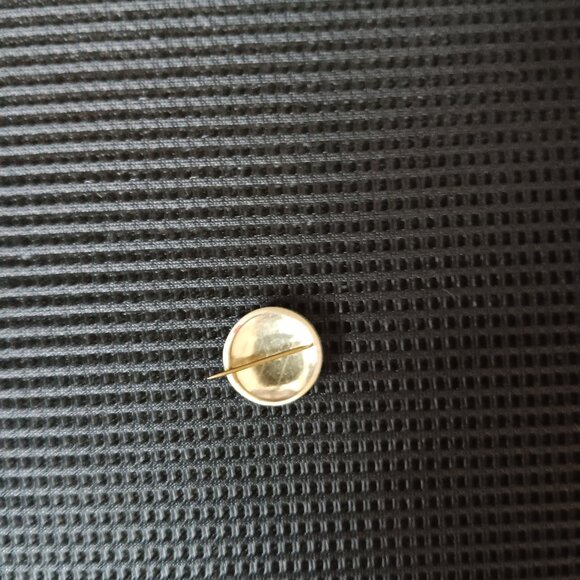 Rare Vintage Red Cross Pinback Pin Button 1940 WWII Phenomenal Condition Nurse - Picture 2 of 4